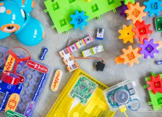 Introducing Children To STEM Toys
